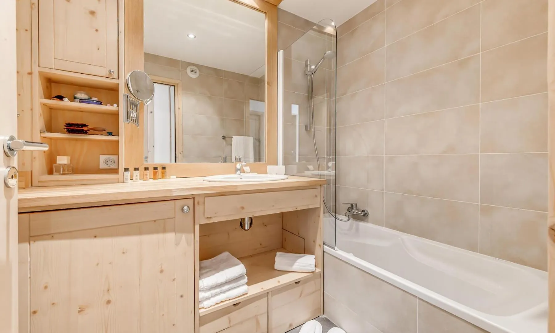 شقة Residence Ducs De Savoie - Appartement 3, Proche Des Pistes,Commerce, Vue Lac Mae-7214 تينْيِ